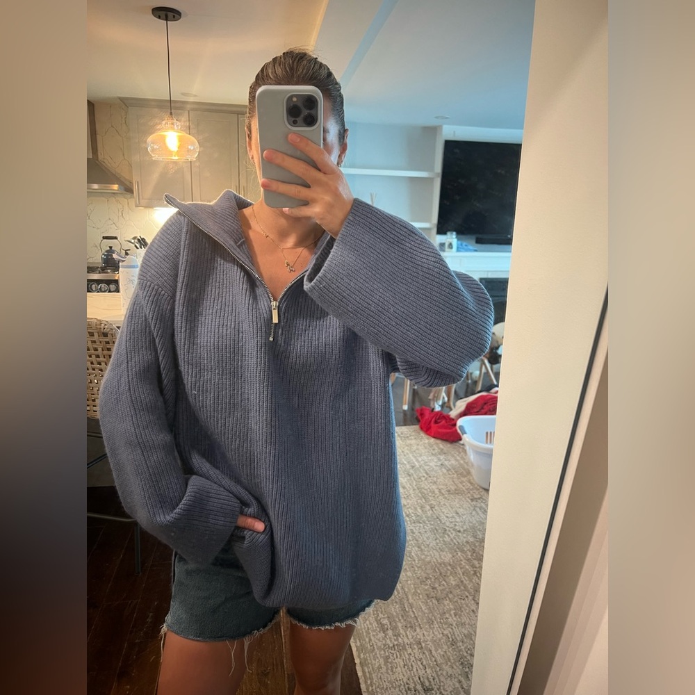 H&M Women's Blue Half-Zip Sweater